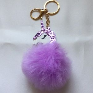 Unicorn 🦄 Pom Pom keychain